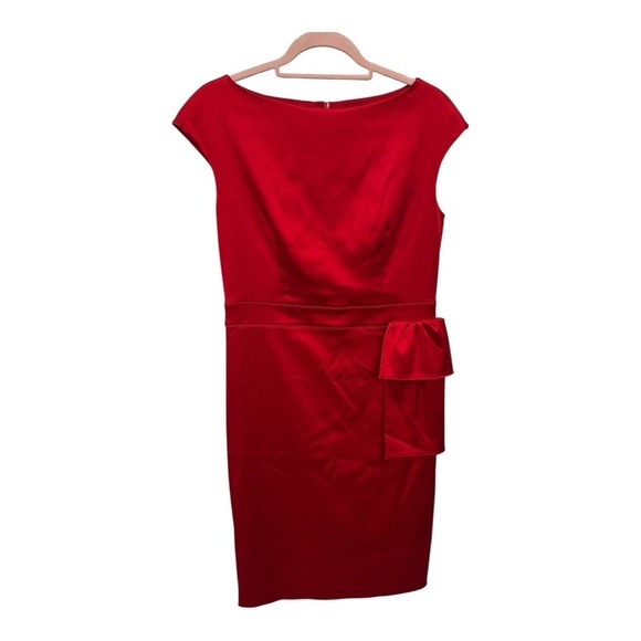 St. John
Elegant Cocktail dress in Venetian Red size 4 - Picture 4 of 16